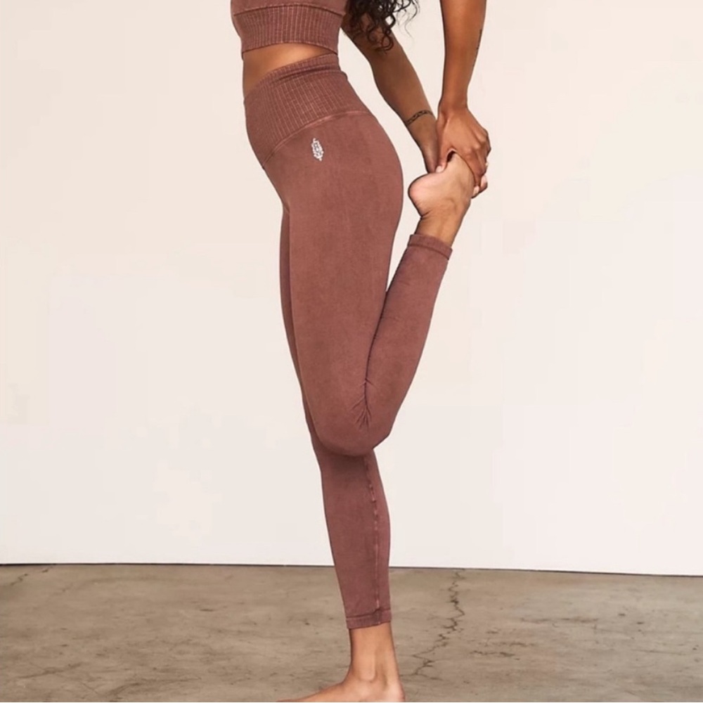 NWOT FP Movement Good Karma Leggings Nutmeg XS/S